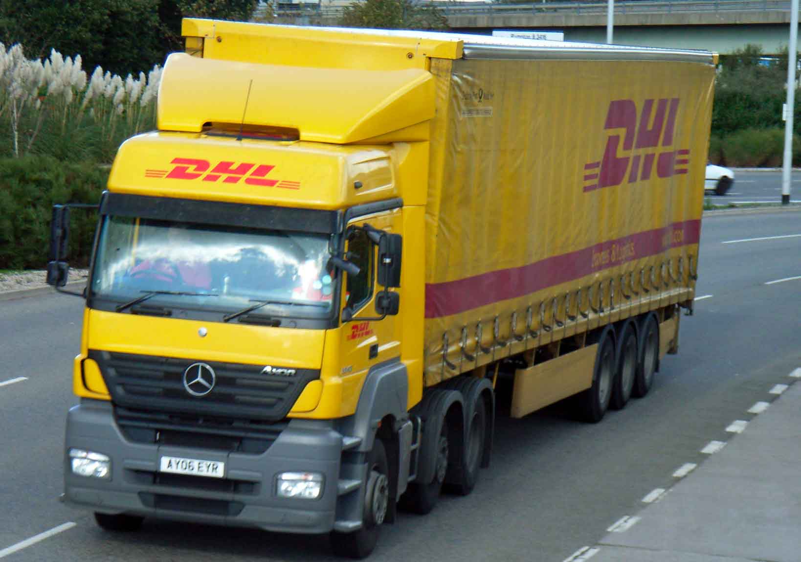 DHL