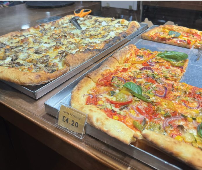 Pizza at Eat 17 Walthamstow